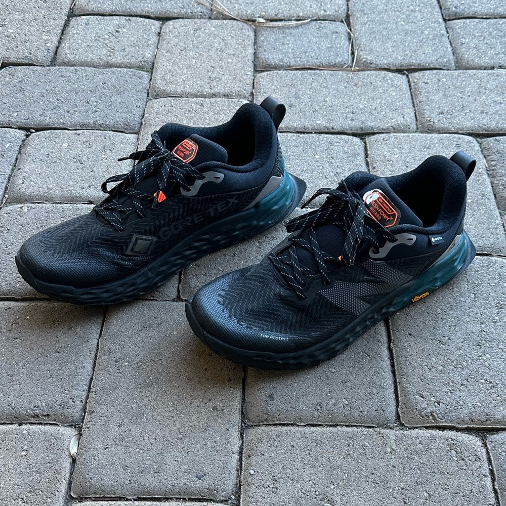 New Balance Hierro GORE TEX Trail Shoes Size 13